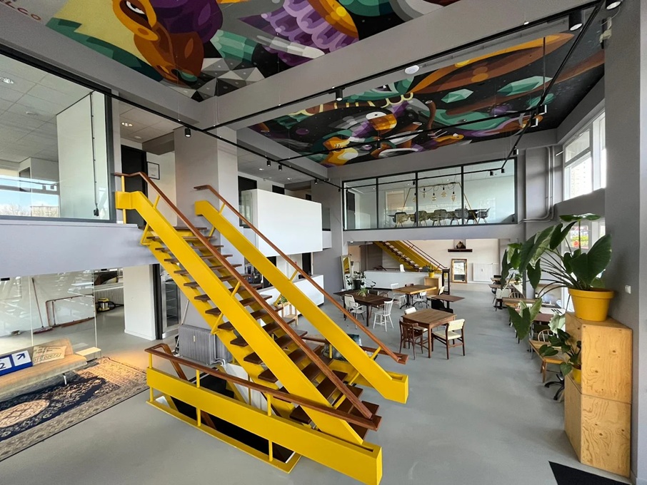 Stationshal Station Roffa